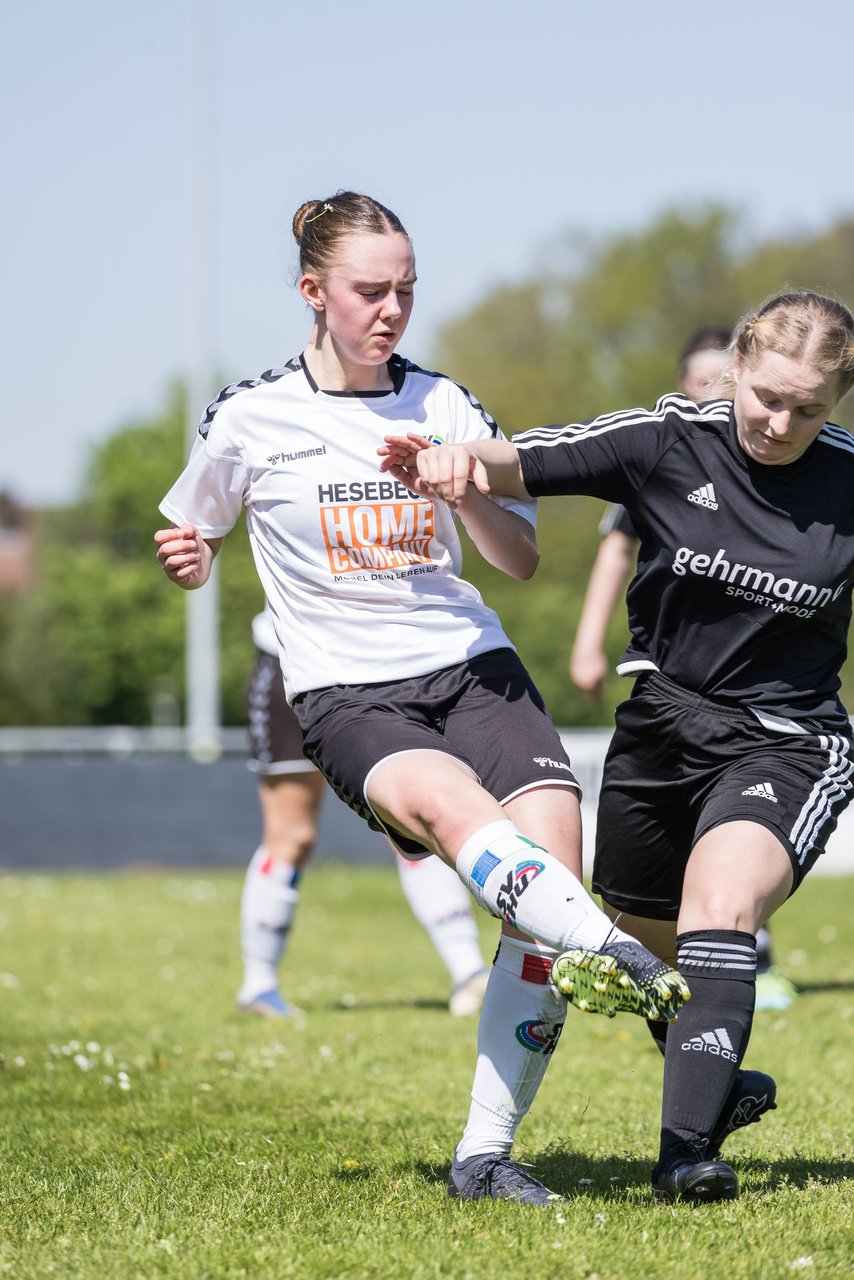 Bild 117 - F SV Henstedt Ulzburg - SV Fortuna Boesdorf : Ergebnis: 3:1